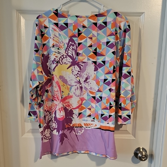 Catherines Multicolor Geometric Butterfly Long Sleeve Top - Picture 2 of 3